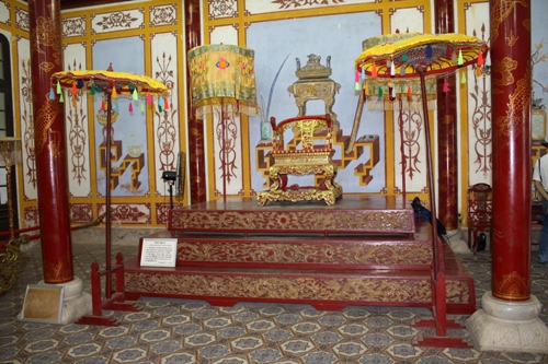 Throne in Hue